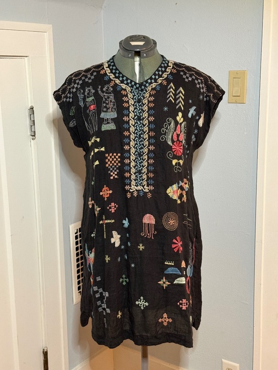 Johnny Was Dresses & Skirts - Johnny Was Pete & Greta Lemona Mavis Linen Heavily Embroidered Tunic Dress Small